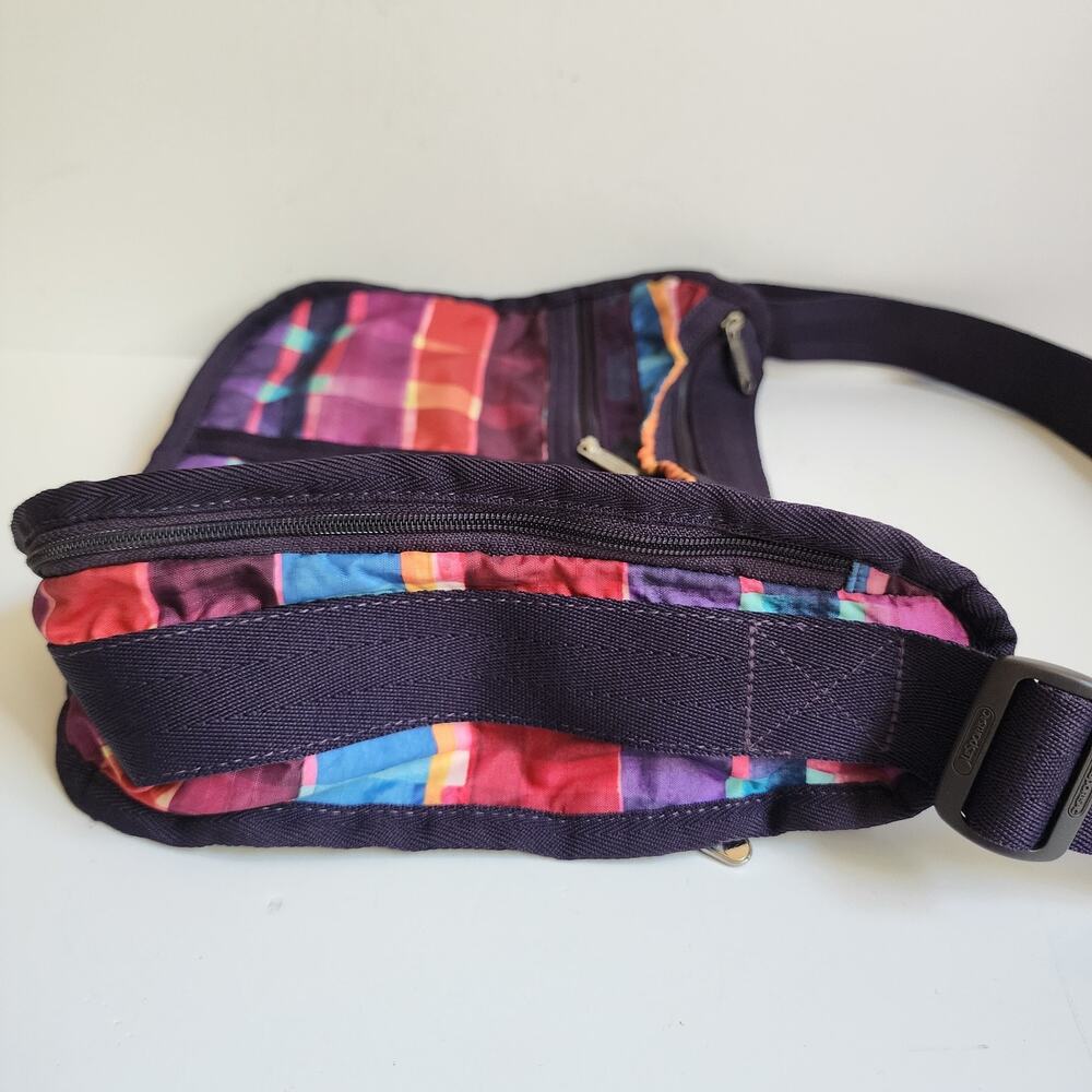 LeSportsac Deluxe Everyday Expandable Multicolor Striped Crossbody Handbag READ - Picture 3 of 12